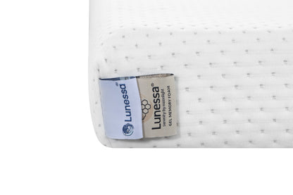 Lunessa Morpho Topper, Nahaufnahme der Ecke mit Lunessa-Etikett